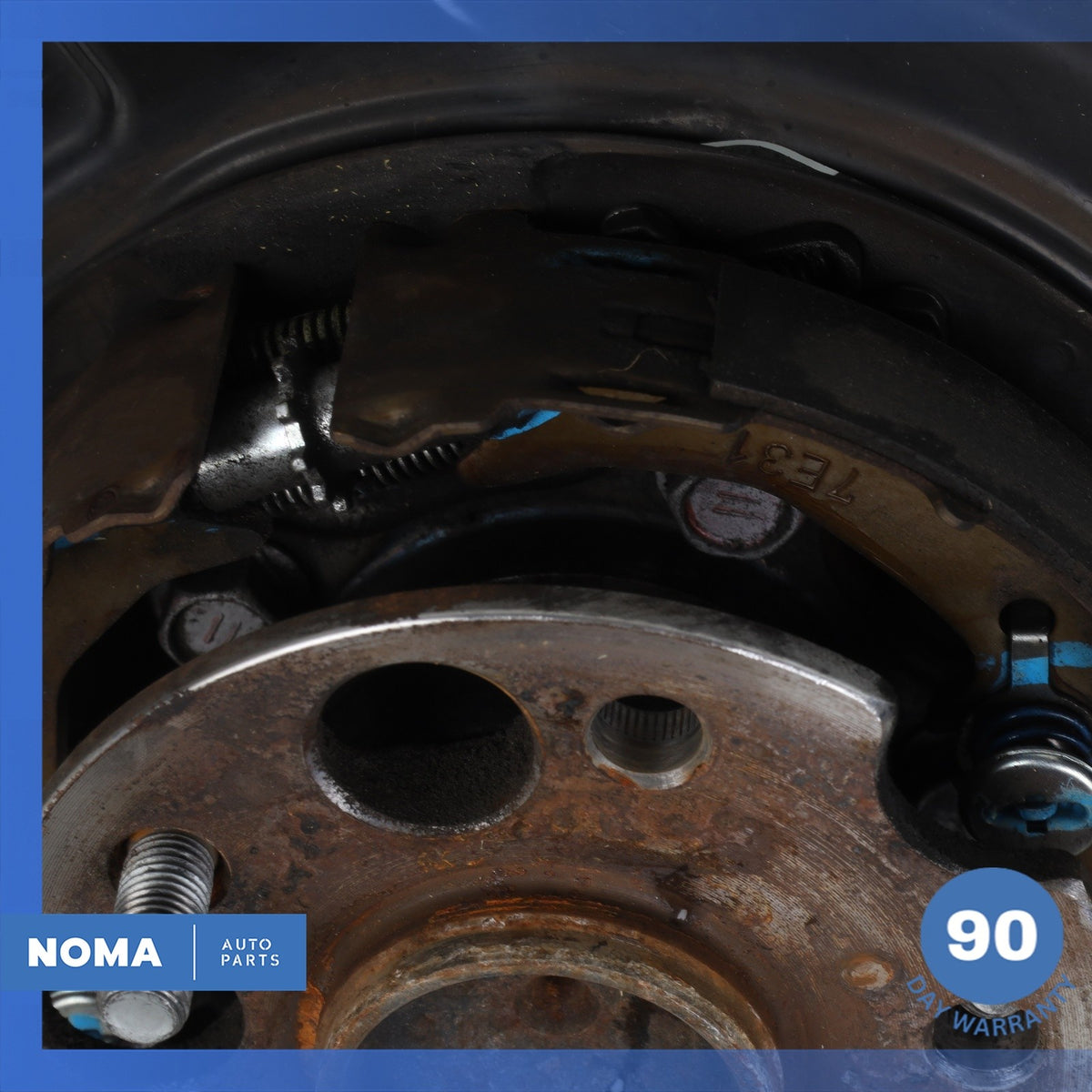 2008 Lexus MHU33 RX400h Rear Left Spindle Knuckle Hub w/ Shield OEM - photo 4