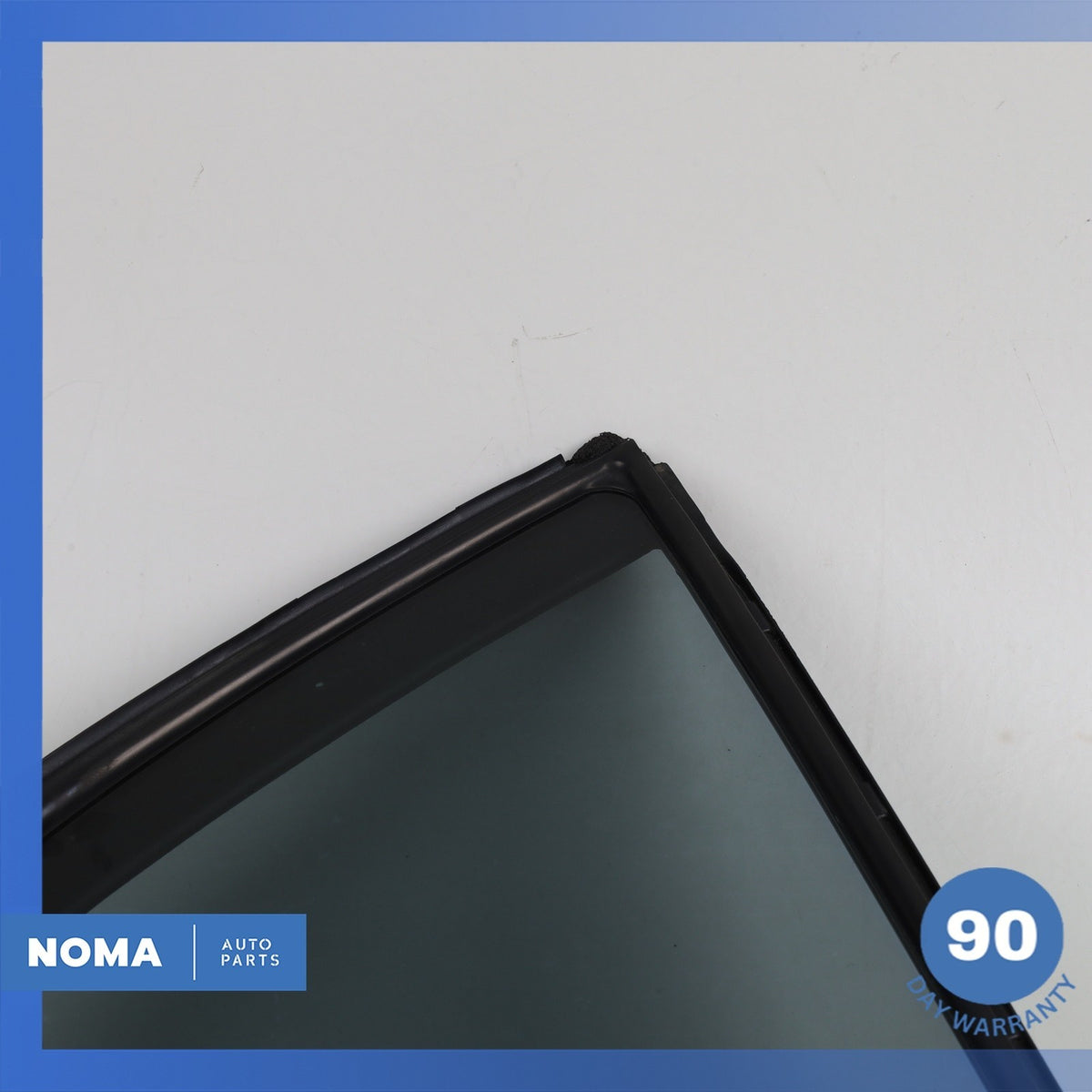 Lexus GSE20R IS250 IS350 ISF Rear Right Quarter Panel Glass 68123-53090 OEM - photo 3