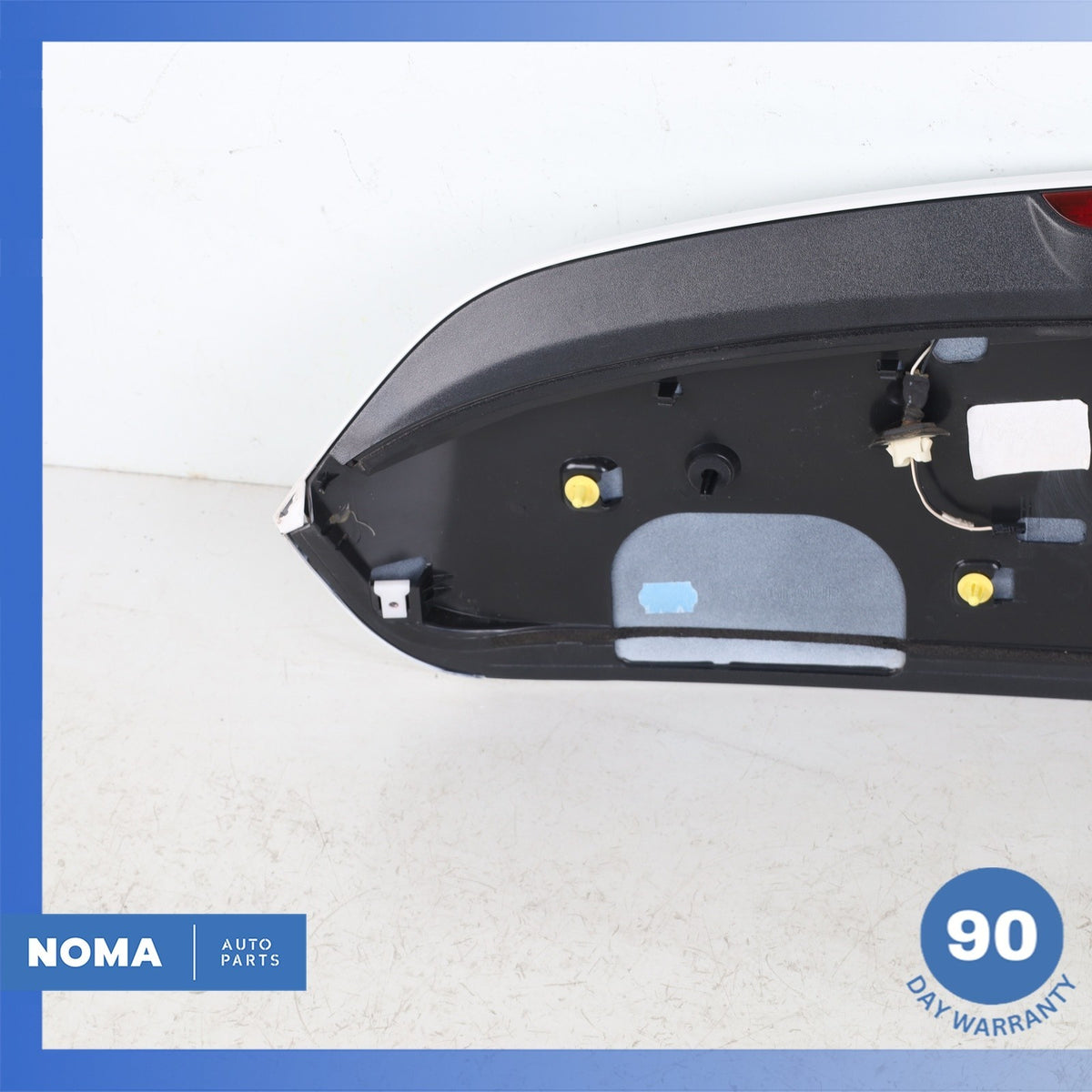 15-18 Audi 8U Q3 Rear Top Upper Lid Spoiler w/3rd Stop Lamp White OEM - photo 9