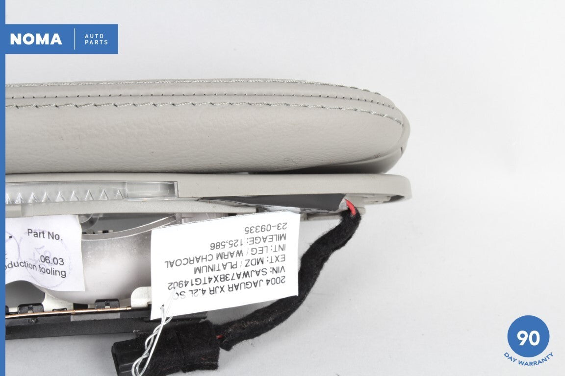 2004 Jaguar XJ8 VDP X350 Rear Right Passenger Side Roof Grab Handle w/ Lamp OEM - photo 8