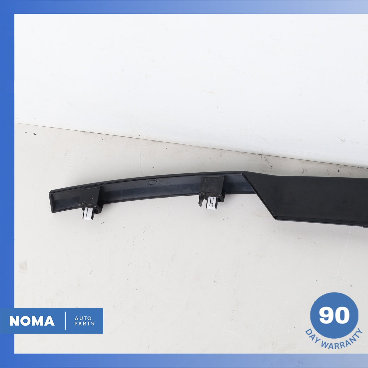 14-22 Range Rover Sport L494 Trunk Bezel License Plate Molding DK6240406DA OEM - photo 11