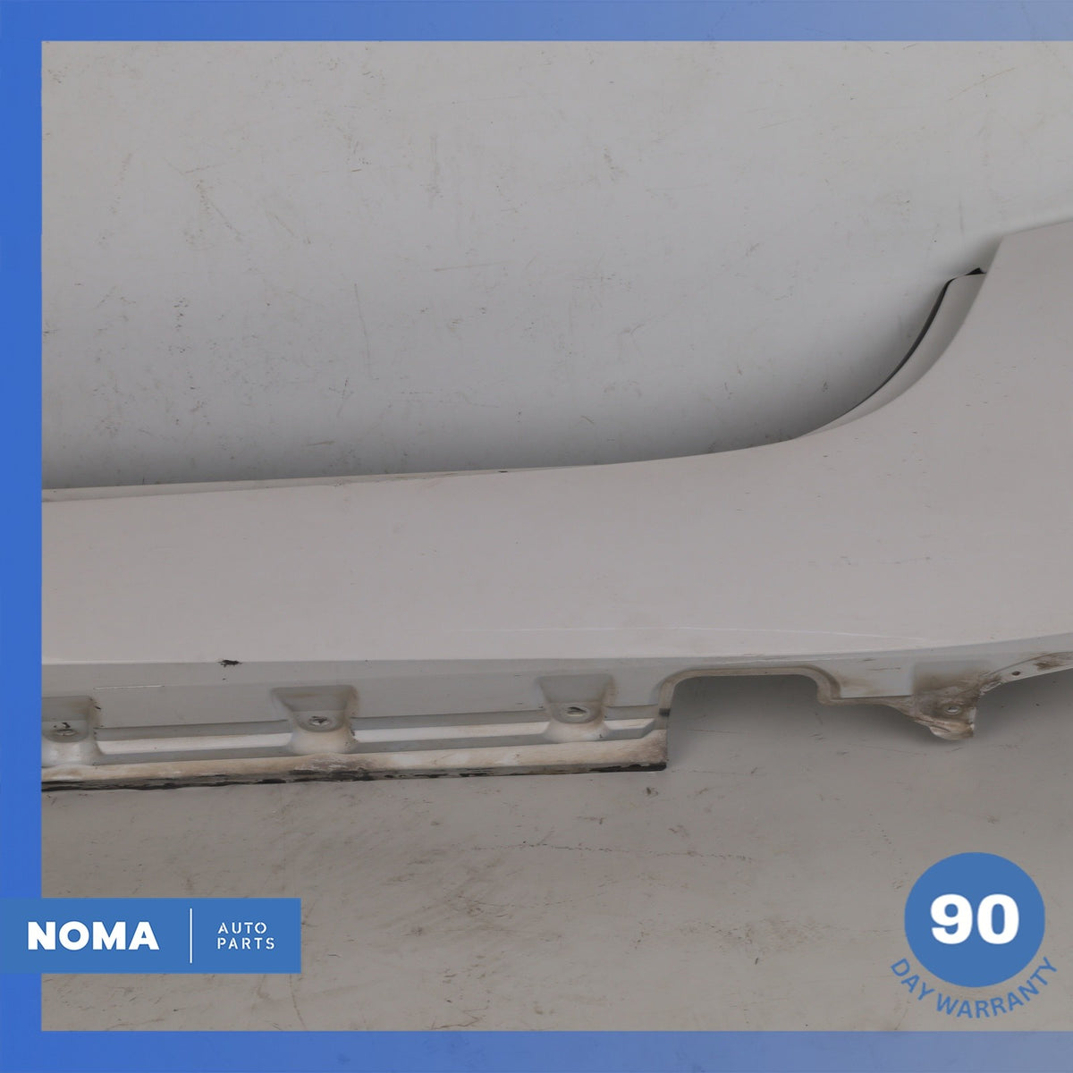 03-08 BMW E85 Z4 Base Left Driver Side Rocker Panel Side Skirt White OEM - photo 3