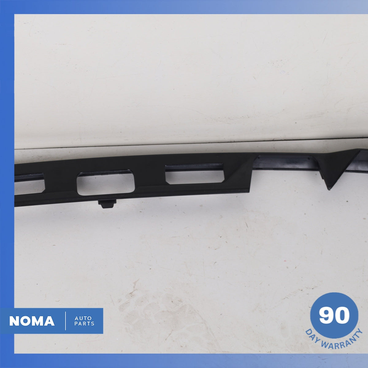 14-22 Range Rover Sport L494 Trunk Bezel License Plate Molding DK6240406DA OEM - photo 8
