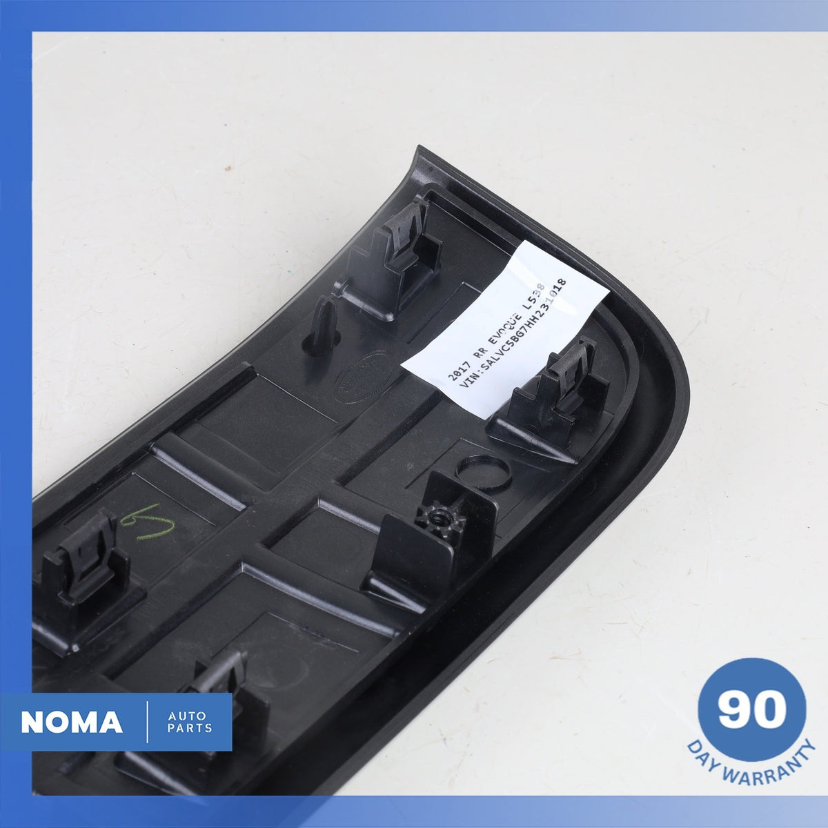 17-19 RR Evoque L538 Convertible Rear Bulkhead Right Trim Cover Molding OEM - photo 8