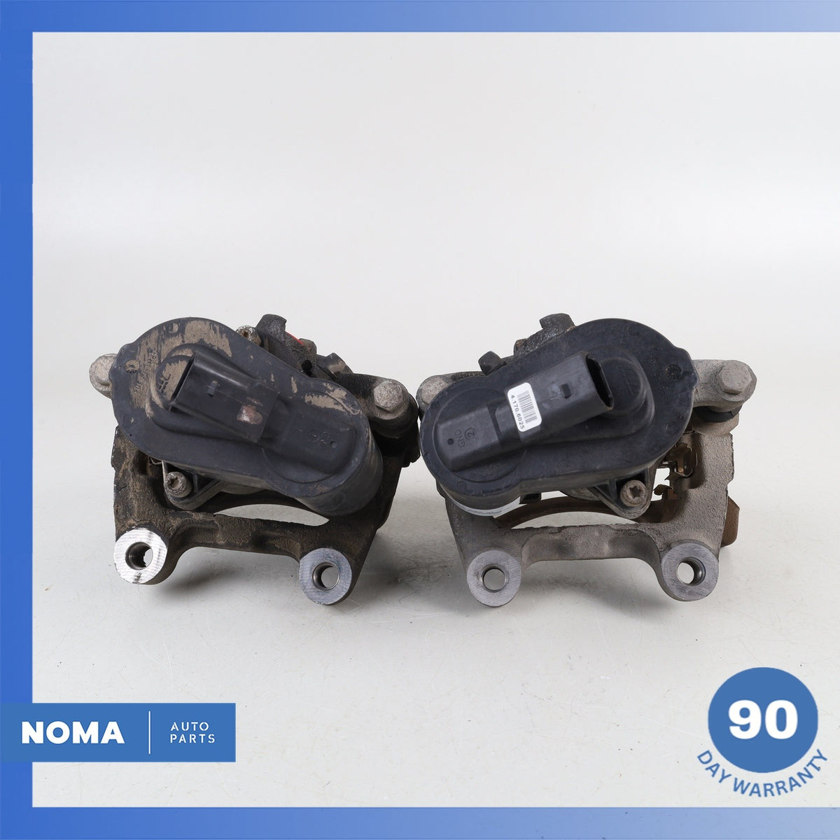 2015 Audi 8UB Q3 Rear Brake Caliper Cover Set w/ Actuator 5N0615403 OEM - photo 9