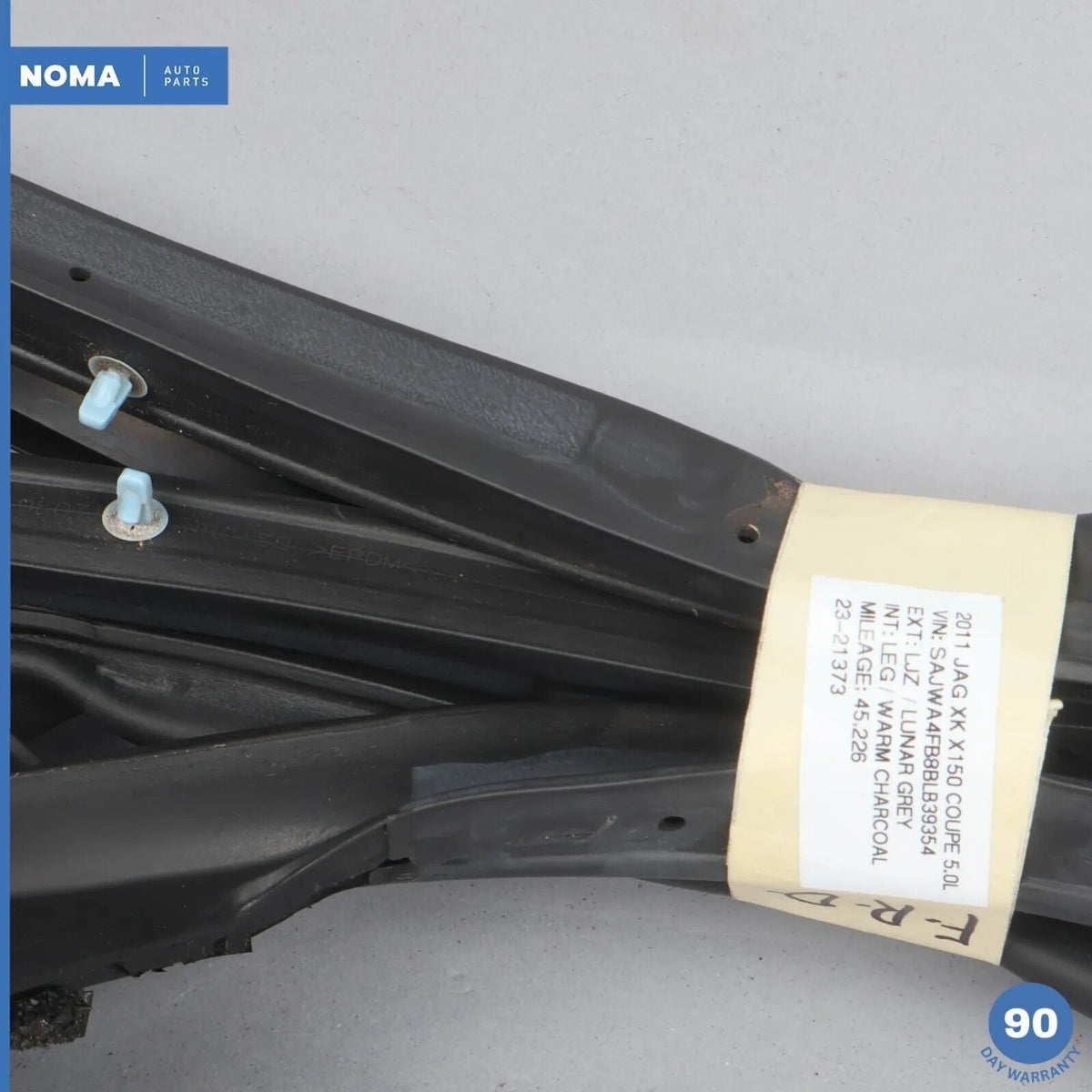 07-15 Jaguar X150 XK XKR Right Passenger Lower Door Weatherstrip Seal OEM - photo 3