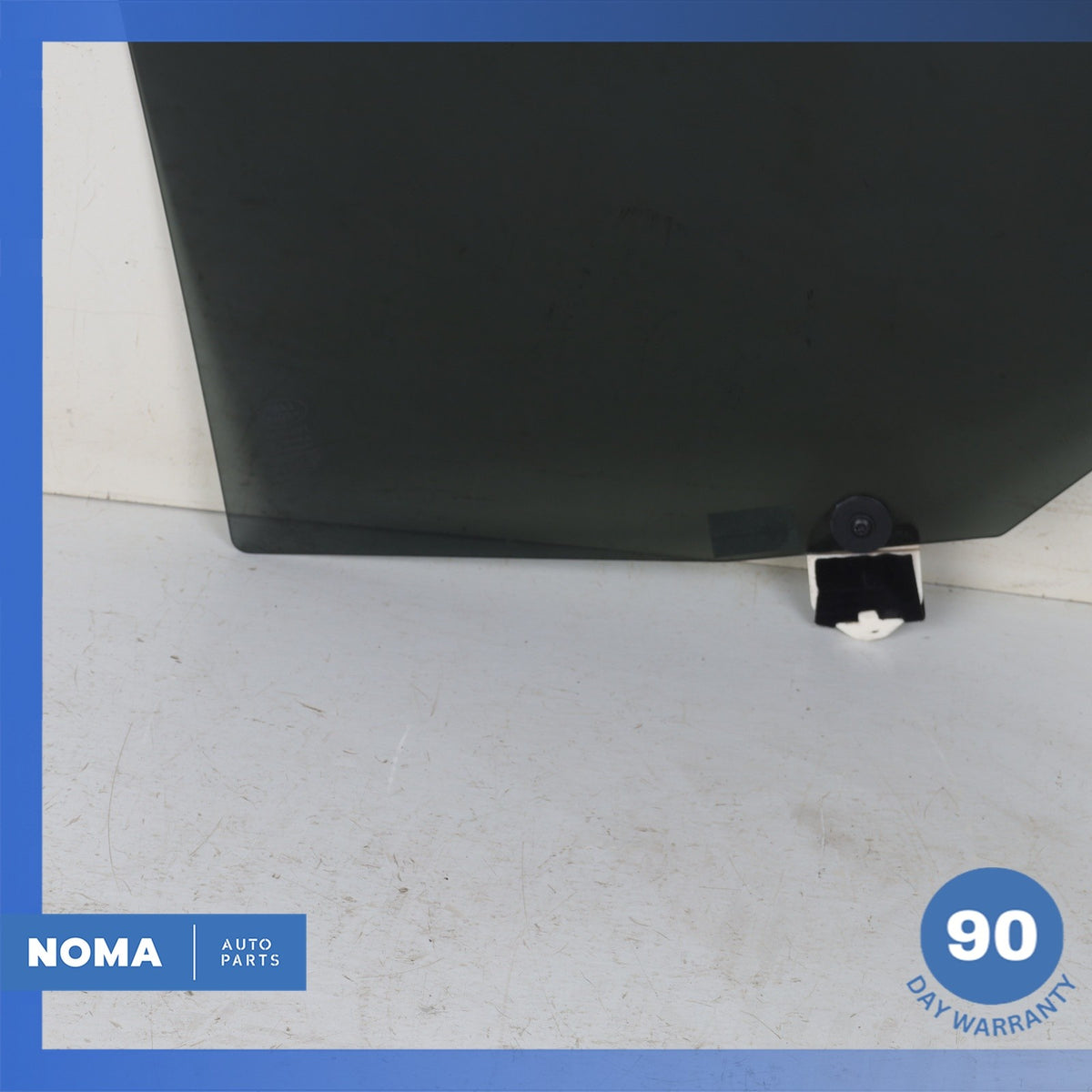 05-16 Land Rover L319 LR3 LR4 Rear Right Passenger Side Door Window Glass OEM - photo 11