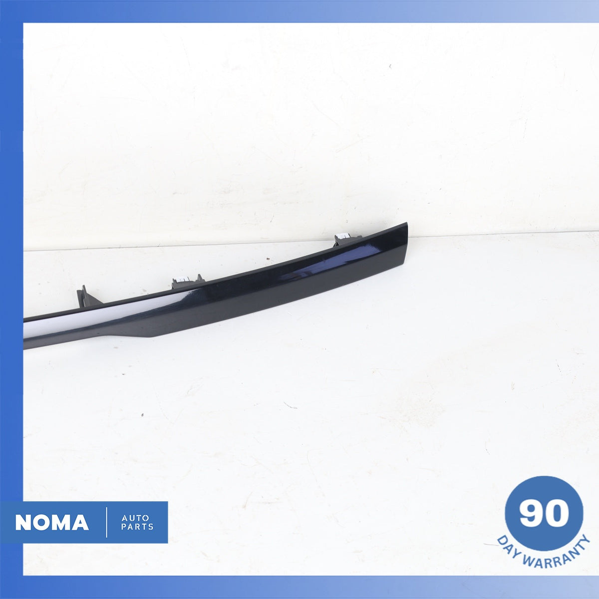 14-22 Range Rover Sport L494 Trunk Bezel License Plate Molding DK6240406DA OEM - photo 2