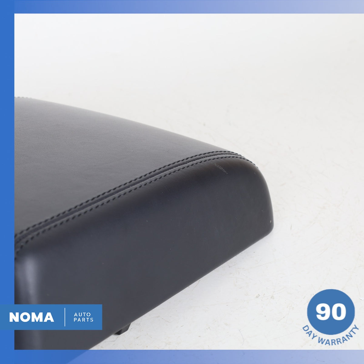 15-19 Land Rover Discovery Sport L550 Front Center Console Armrest Lid Cover OEM - photo 6