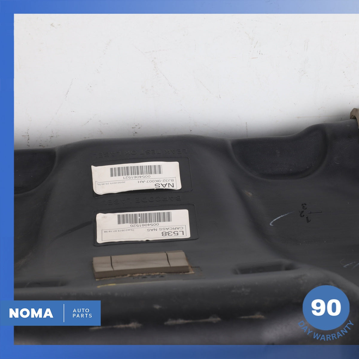 12-17 Land Rover Range Rover Evoque L538 Fuel Gas Tank Reservoir Assembly OEM - photo 4