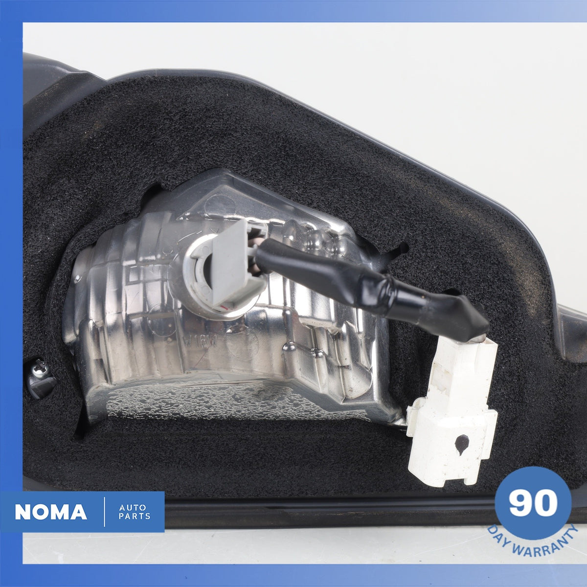 Lexus ZWA10 CT200h Rear Right Taillight Tail Light Lamp Inner 81581-76020 OEM - photo 10