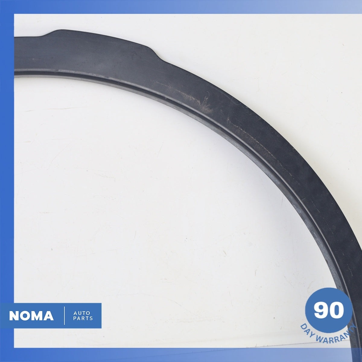 LR Discovery Sport L550 Front Right Side Wheel Arch Molding OEM - photo 3