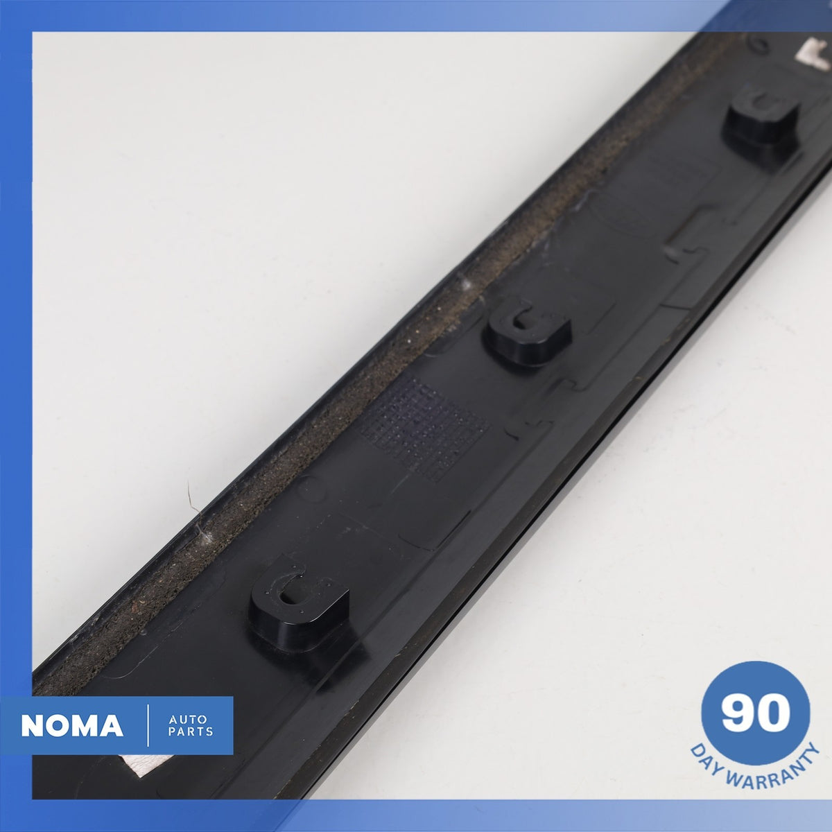 05-16 Land Rover L319 LR4 LR3 Right A Pillar Exterior Windshield Molding OEM - photo 8