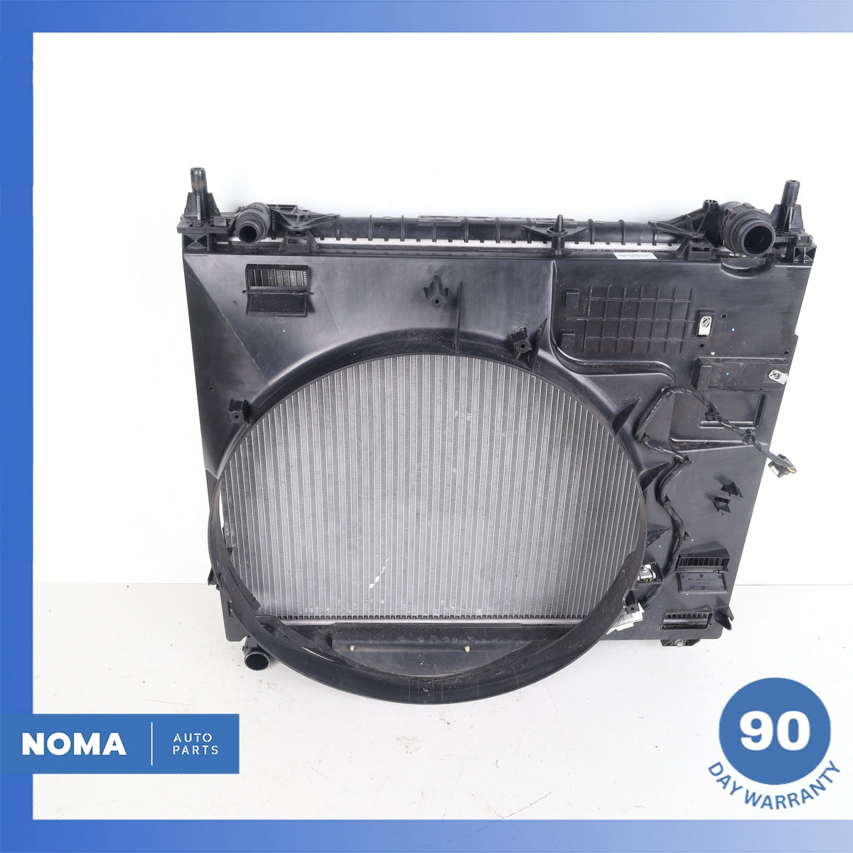 13-19 Range Rover Sport L494 L405 Engine Cooling Radiator w/ Shroud LR034553 OEM - photo 2