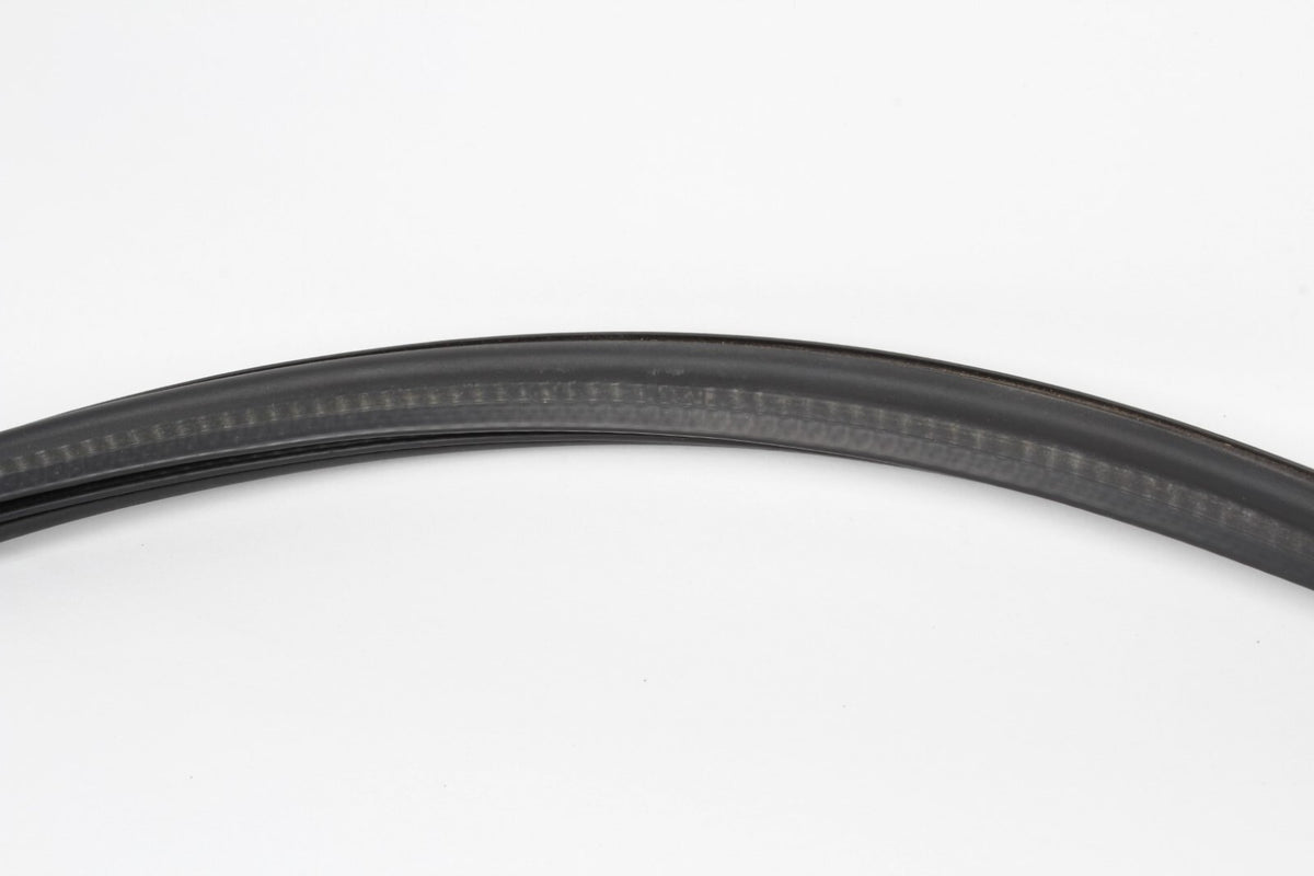 03-08 BMW Z4 E85 Roadster Rear Back Trunk Boot Lid Weatherstrip Seal 7016194 OEM - photo 2