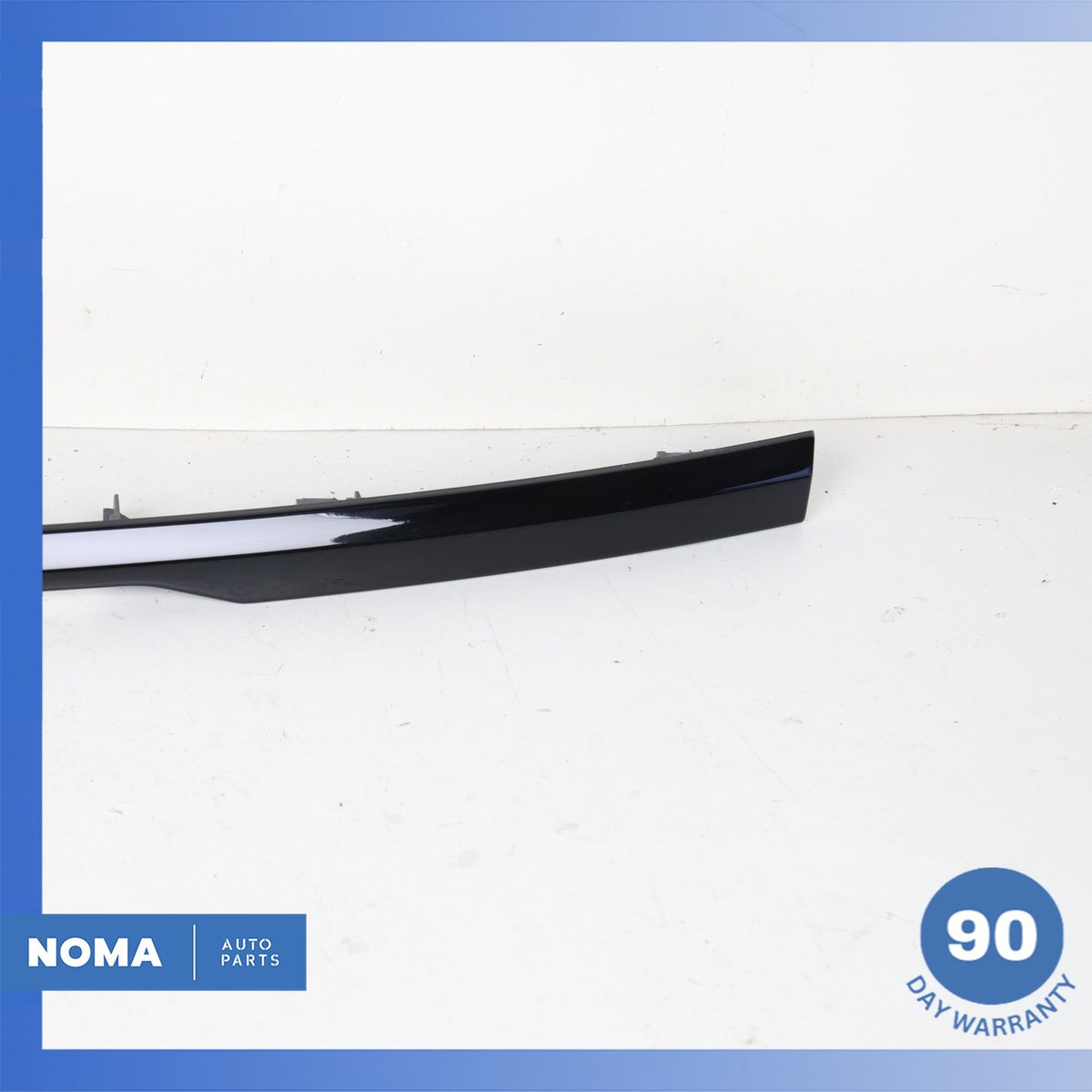 14-22 Range Rover Sport L494 Trunk Bezel License Plate Molding DK6240406DA OEM - photo 2