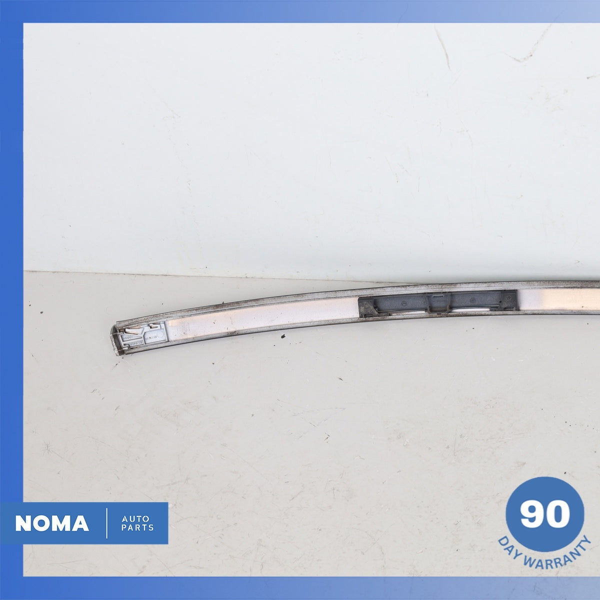 BMW F07 535i 550i GT Right Roof Drip Rail Upper Molding Trim 51137259920 OEM - photo 14
