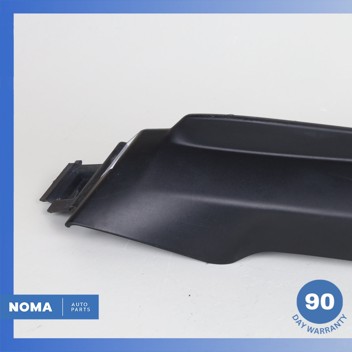 2021 LR Range Rover Evoque L551 Rear Right Wheel Arch Molding K8D228370AD OEM - photo 4