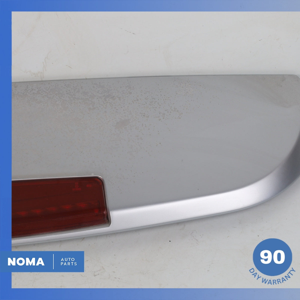 06-09 Range Rover Sport L320 Rear Trunk Spoiler Wing w/ Brake Light Silver OEM - photo 3