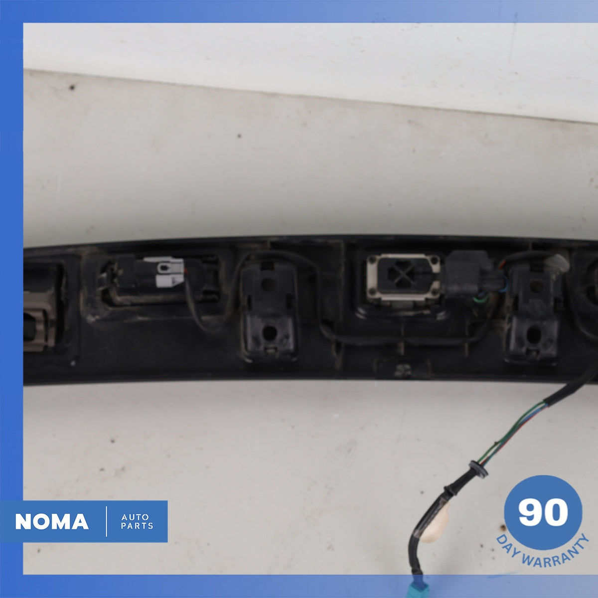 18-23 Land Rover Range Rover L560 Velar Trunk License Plate Number Light OEM - photo 9
