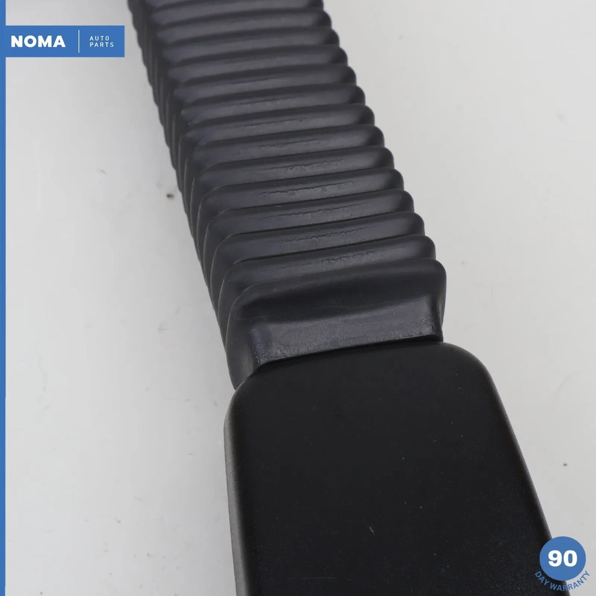 10-19 Jaguar X250 XF XJ XK Front Left Driver Seat Belt Seatbelt Buckle OEM - photo 3