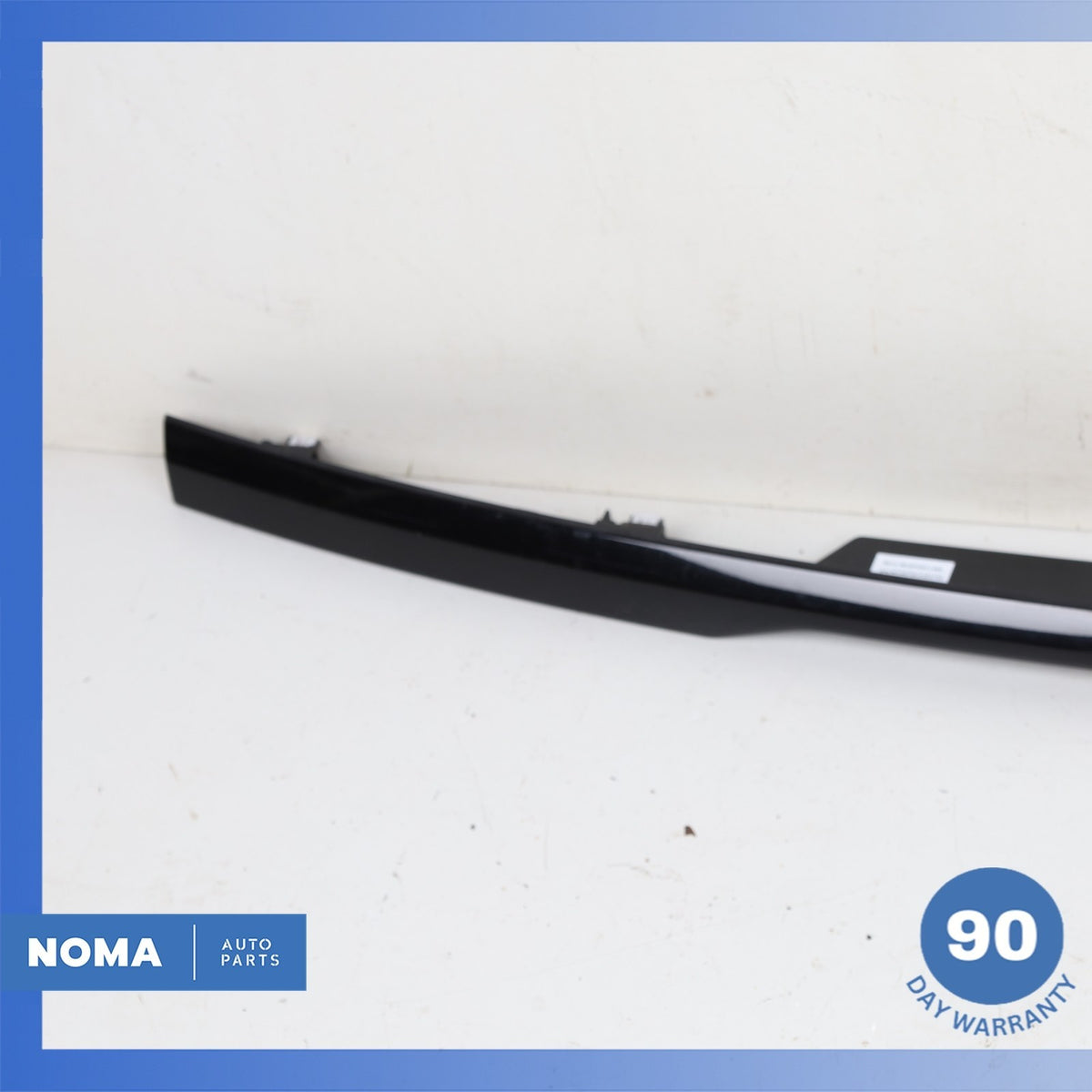 14-22 Range Rover Sport L494 Trunk Bezel License Plate Molding DK6240406DA OEM - photo 5