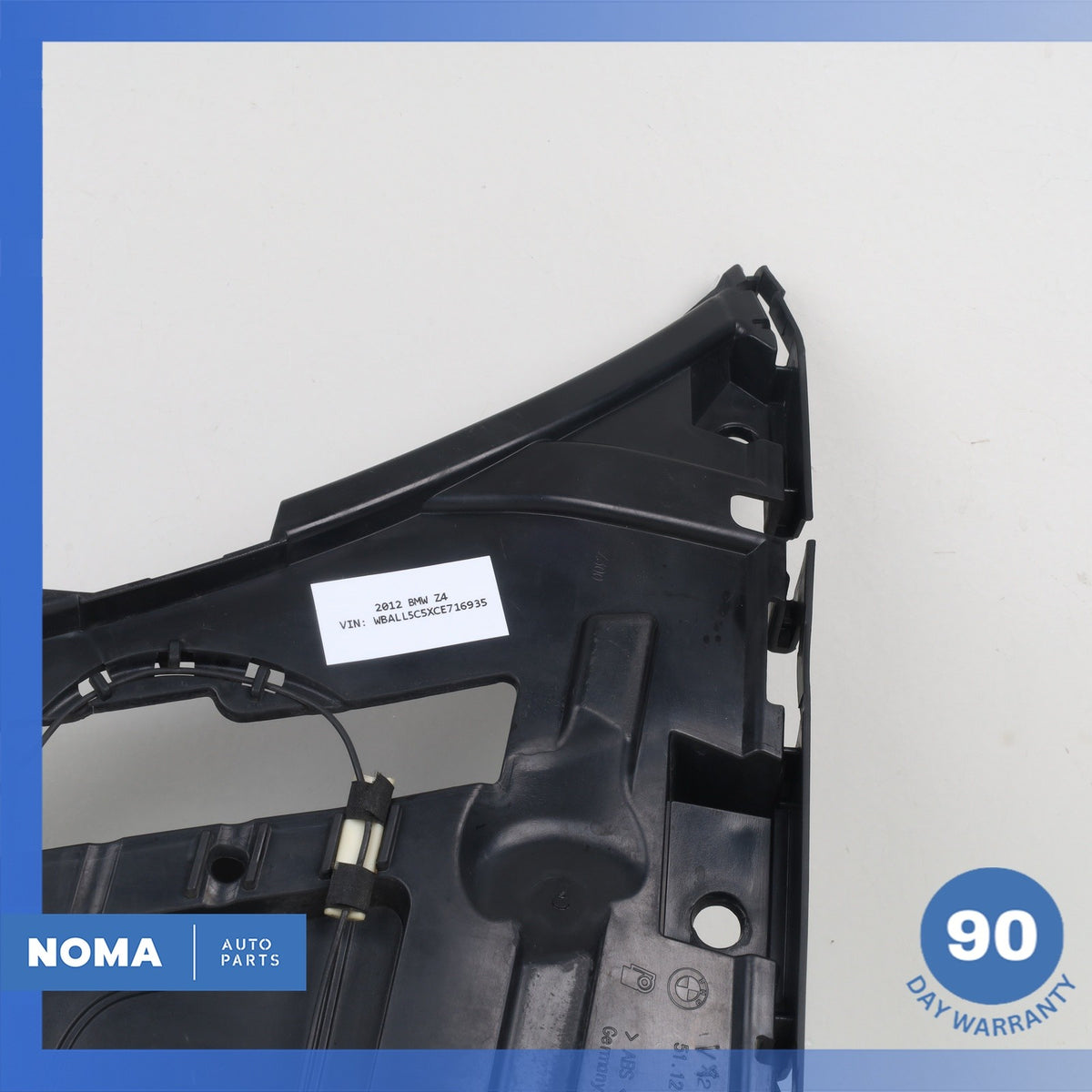 09-16 BMW E89 Z4 Rear Left Driver Bumper Guide Cover Bracket Panel 7192043 OEM - photo 2