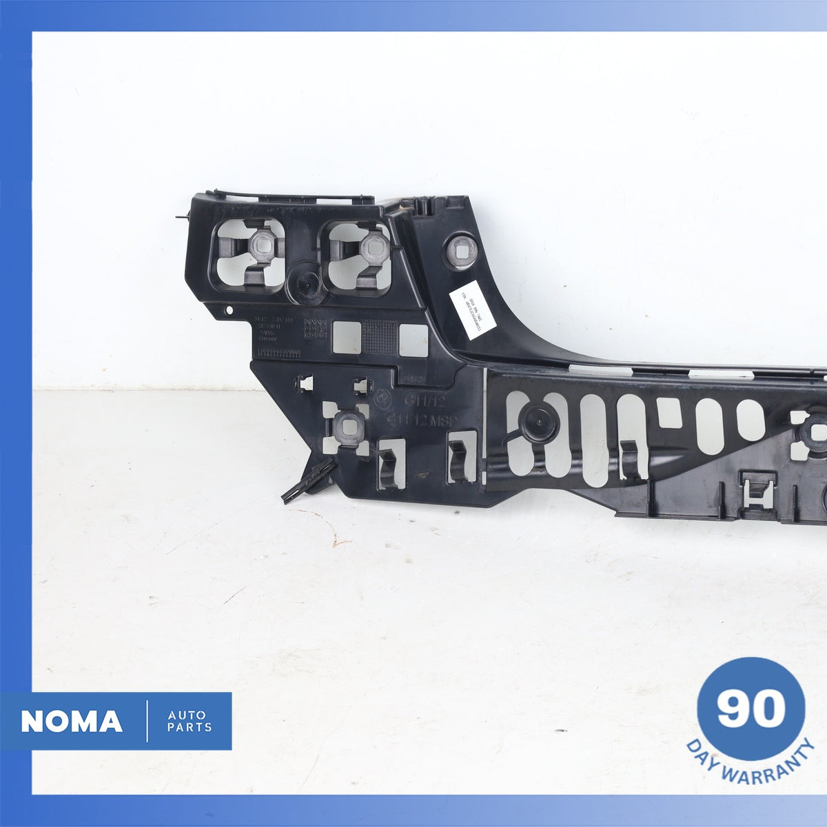 16-19 BMW G12 740i Rear Bumper Center Support Mount Bracket OEM 76k - photo 6