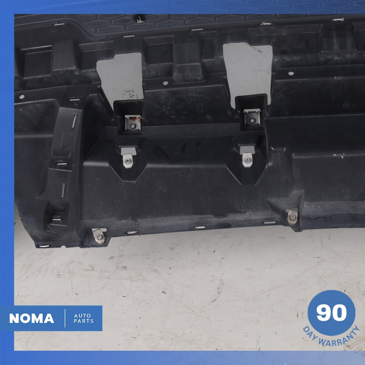 12-15 LR Range Rover Evoque L538 Rear Bumper Cover Panel Lower Valance OEM - photo 11