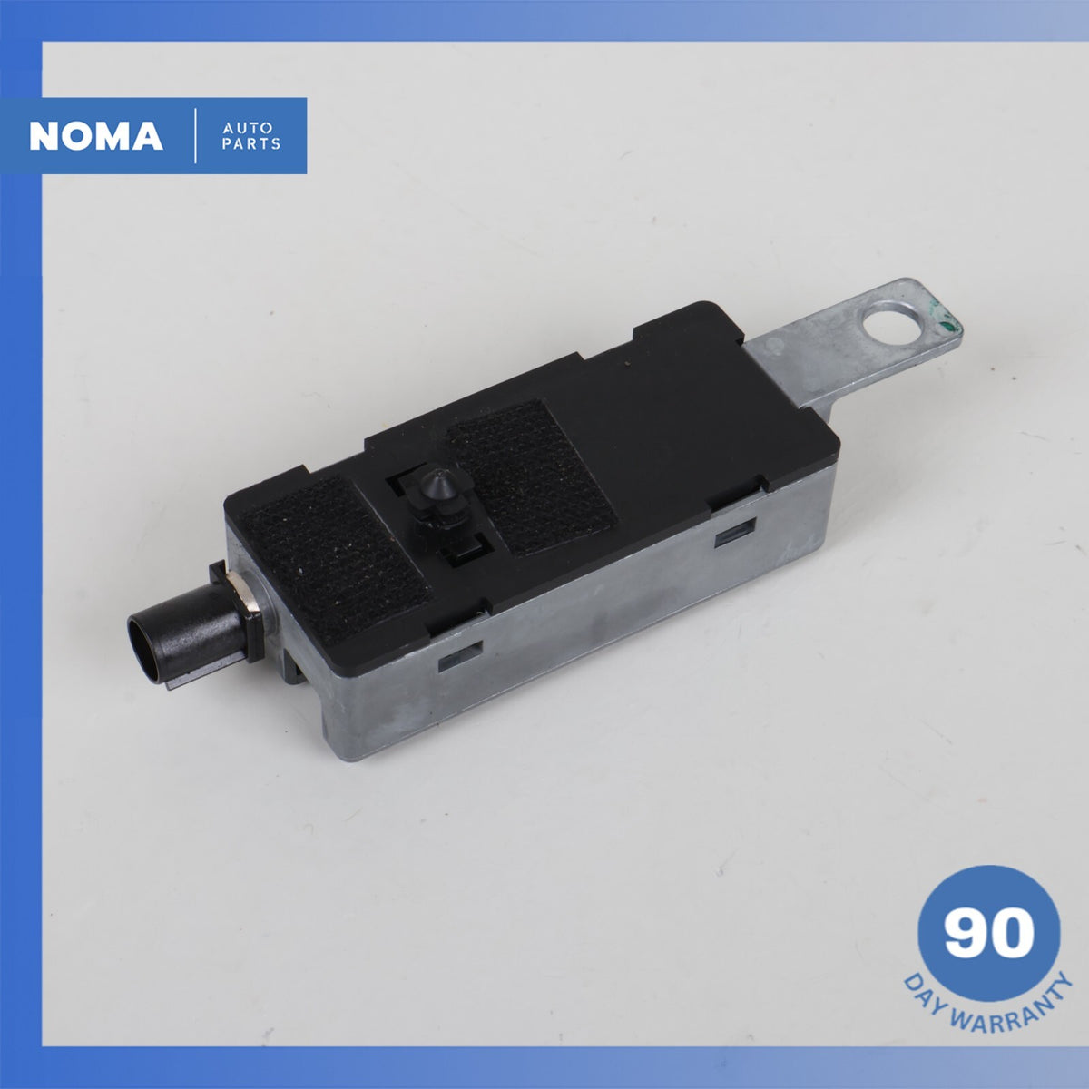 2012 Jaguar X150 XK Radio Antenna AM FM AMP Amplifier Module 8W8318C847AE OEM - photo 4