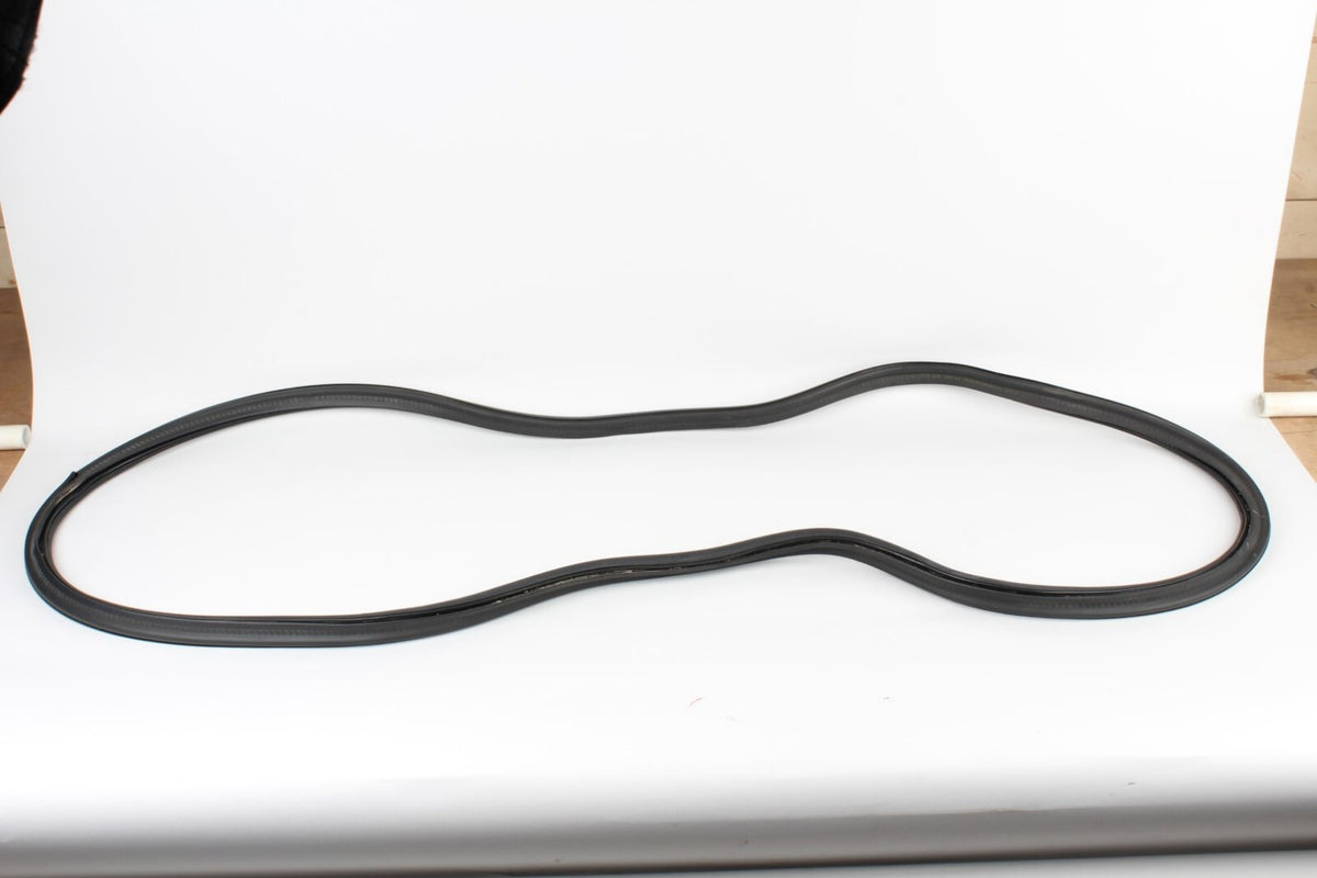 03-08 BMW Z4 E85 Roadster Rear Back Trunk Boot Lid Weatherstrip Seal 7016194 OEM - photo 1