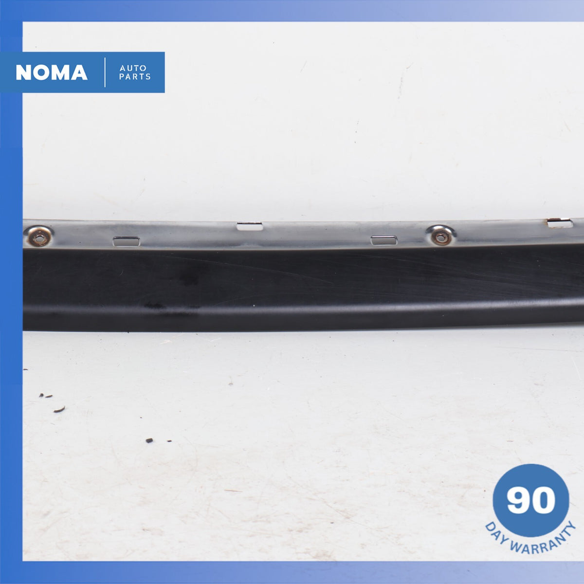 86-94 Jaguar XJ40 XJ6 XJ12 Vanden Plas Rear Bumper Center Molding BCC7300 OEM - photo 3