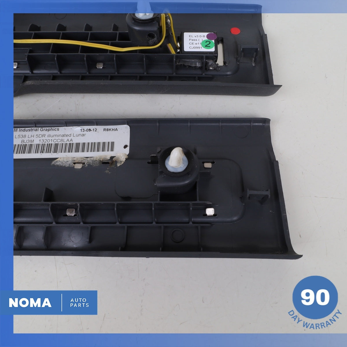 12-19 Range Rover Evoque L538 4DR Front Door Step Sill Scuff Plate Set OEM - photo 10