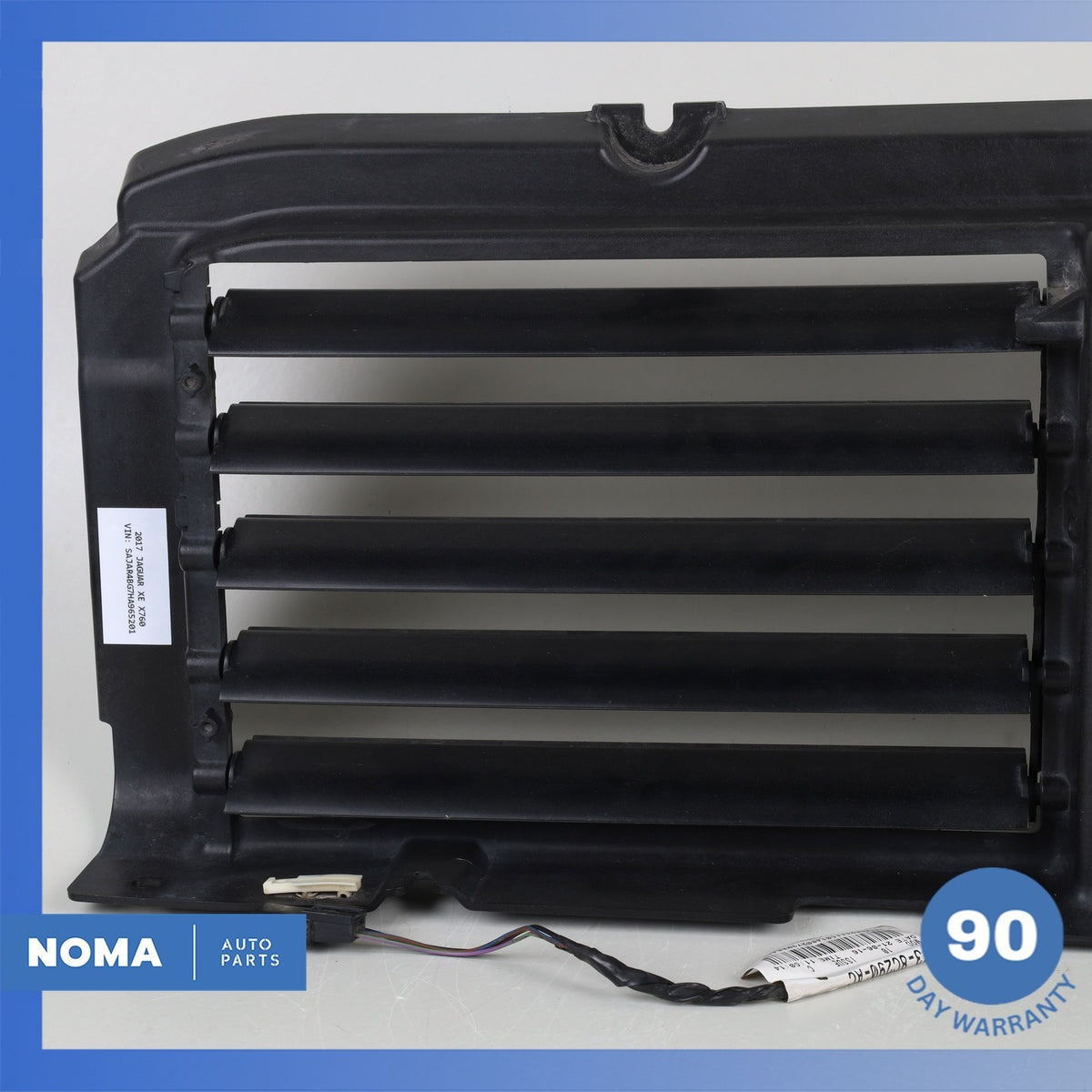 16-23 Jaguar X760 XE XF F-Pace Center Radiator Active Air Shutter Grille OEM - photo 3