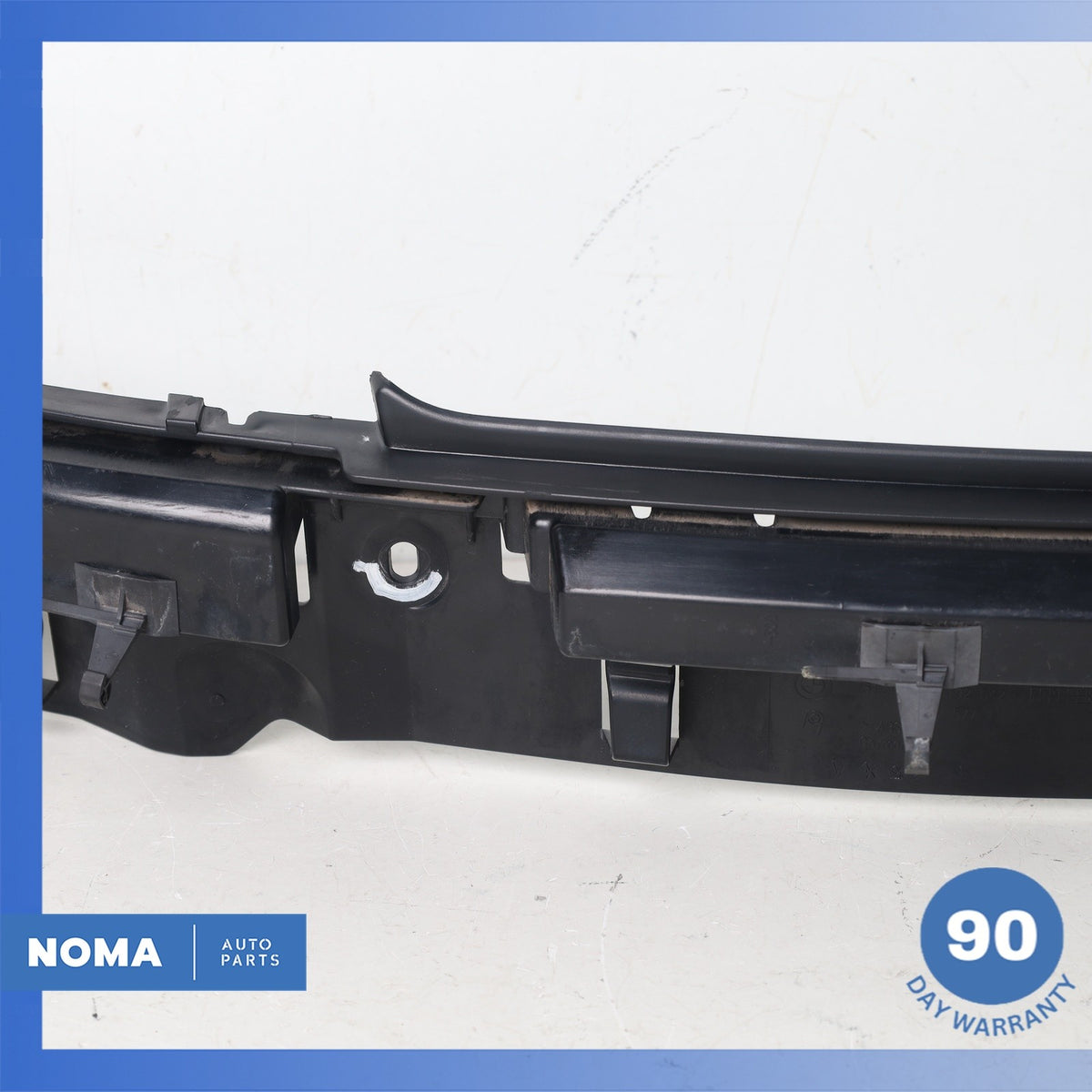 09-16 BMW E89 Z4 Rear Bumper Center Mount Support Bracket 51127192042 OEM - photo 3