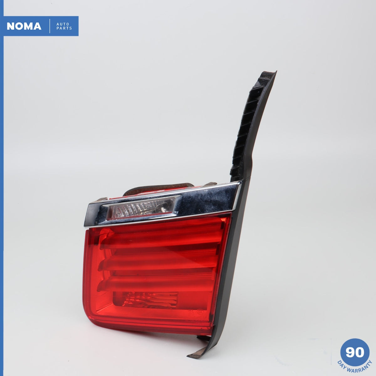 09-15 BMW 750Li F01 F02 Rear Right Passenger Side Inner Tail Light 7182206 OEM - photo 1
