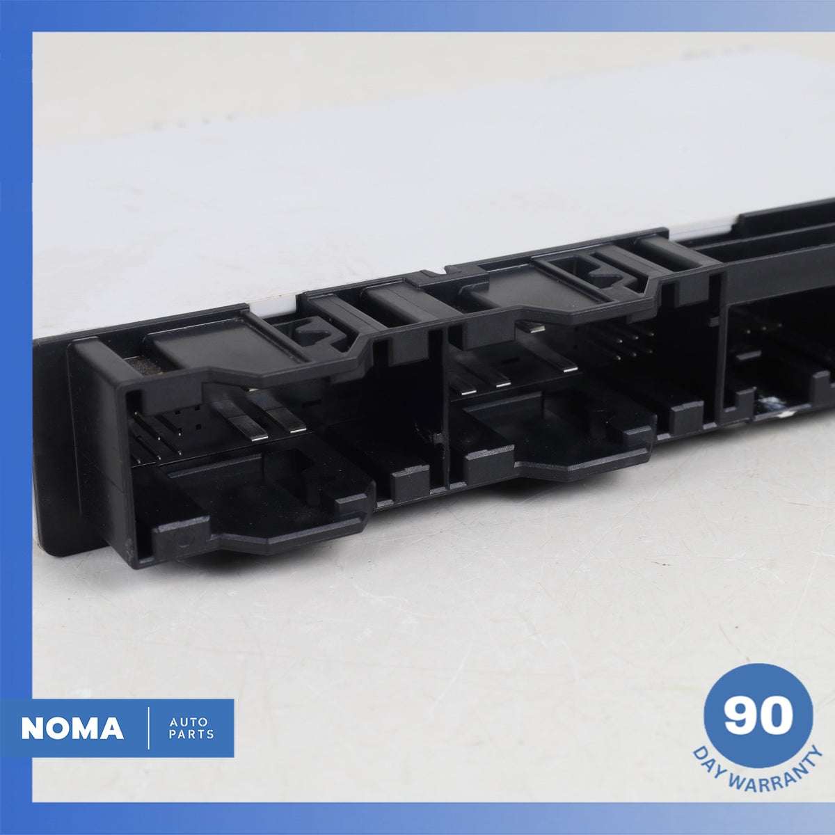 BMW E89 Z4 328i Left or Right Seat Control Module 61359221861 OEM - photo 12