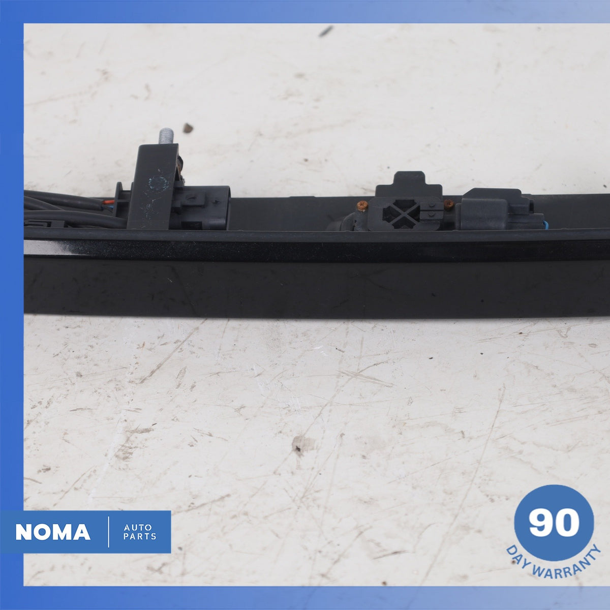 12-15 Range Rover Evoque L538 Rear Trunk Bezel License Plate Light Lamp Trim OEM - photo 5