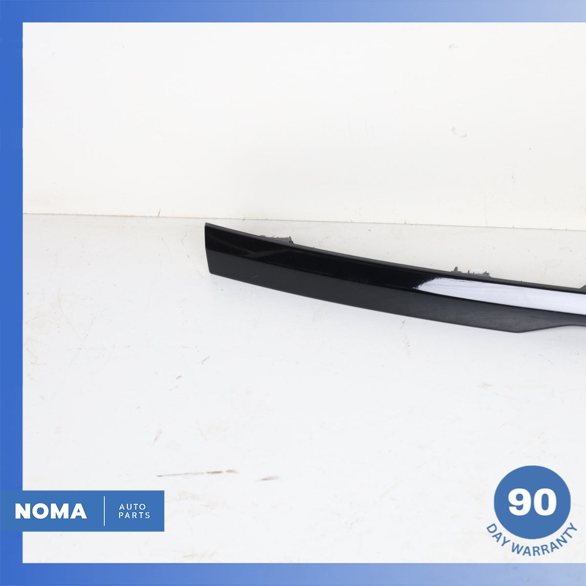 14-22 Range Rover Sport L494 Trunk Bezel License Plate Molding DK6240406DA OEM - photo 6