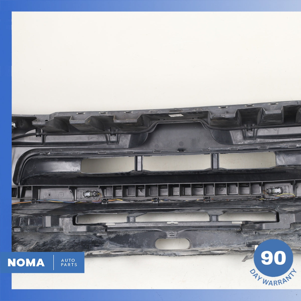 10-13 Range Rover Sport L320 Front Bumper Cover Assembly w/Park Assist Black OEM - photo 19