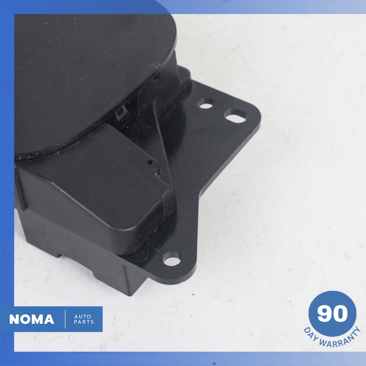 Range Rover L560 Velar Front Right Side Seat Adjustment Switch OEM - photo 2