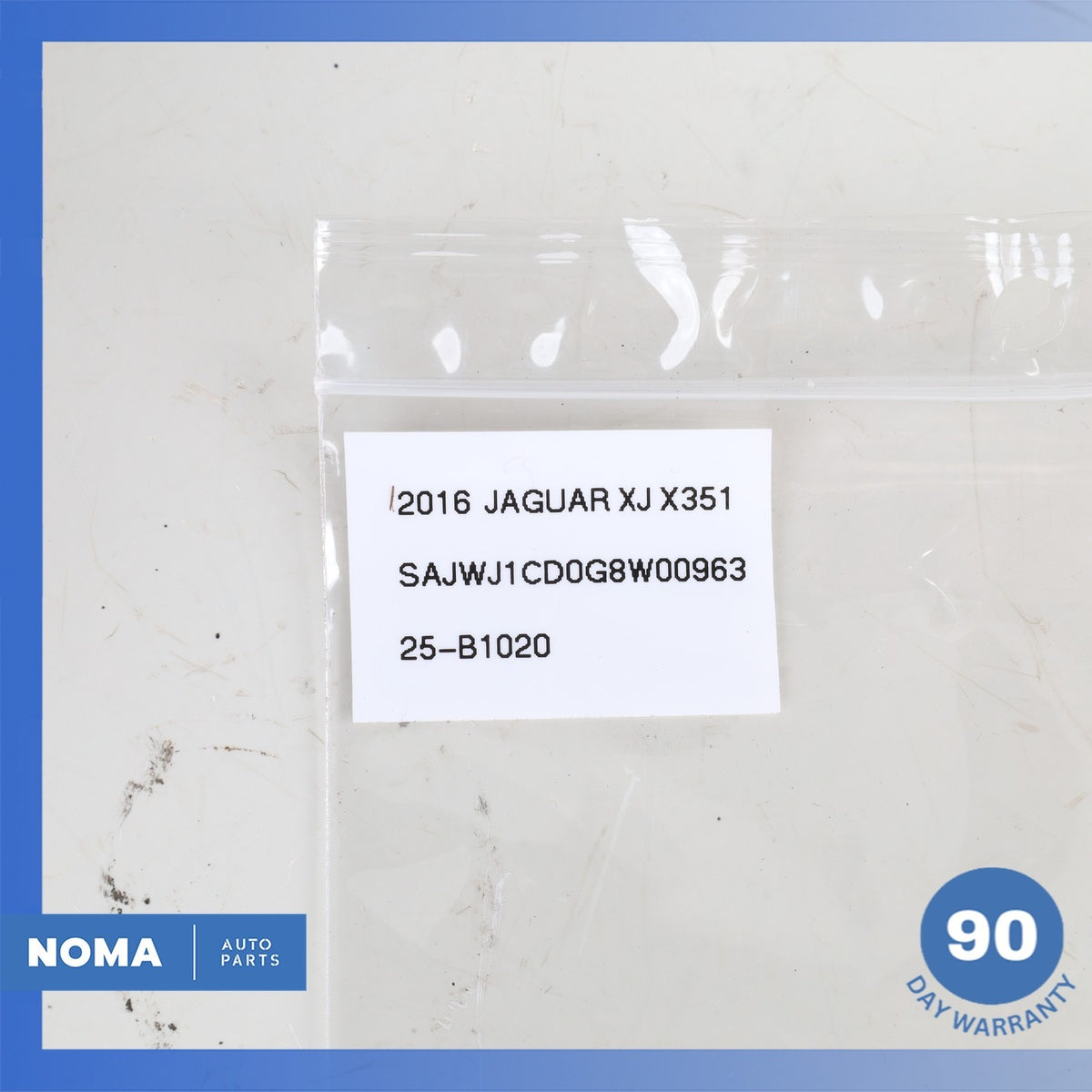 16-19 Jaguar X351 XJL XJ USB Repeater Socket Control Module FW9319010AB OEM - photo 5