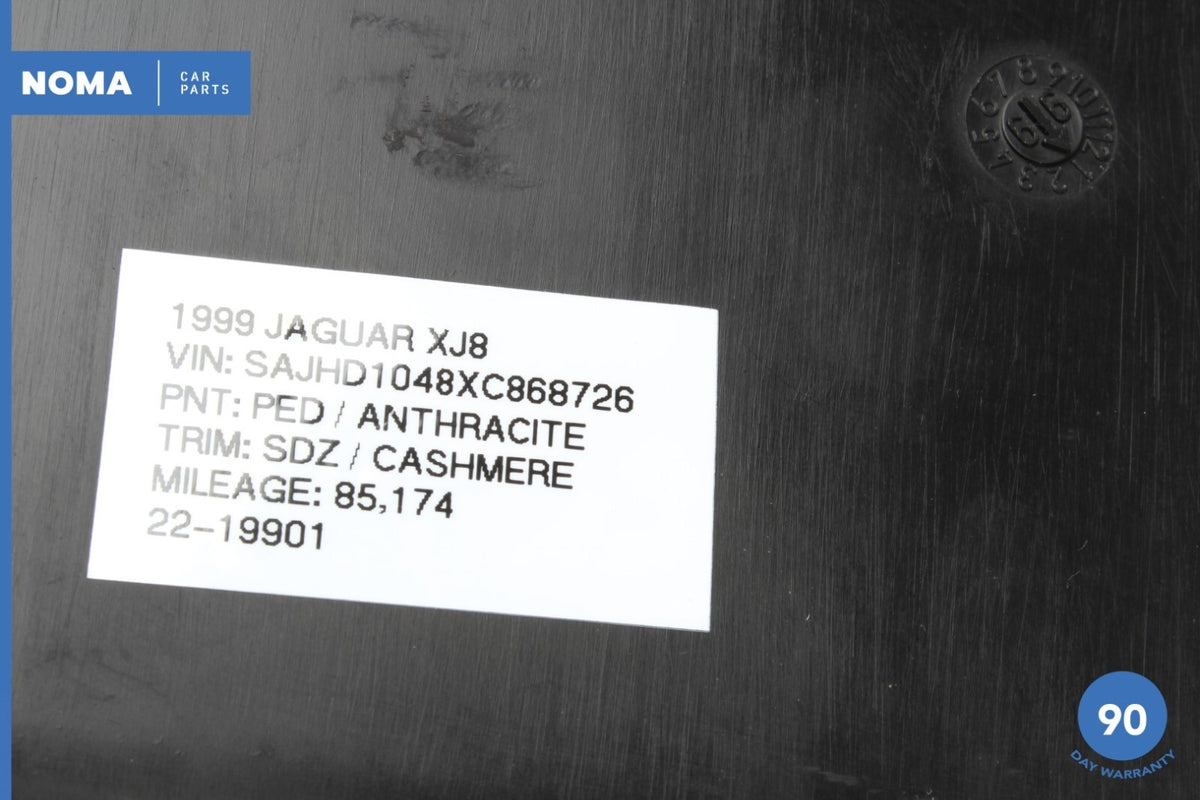 98-03 Jaguar XJ8 XJR VDP X308 Engine Fuse ECM Module Box Cover NNC3993AC OEM - photo 12