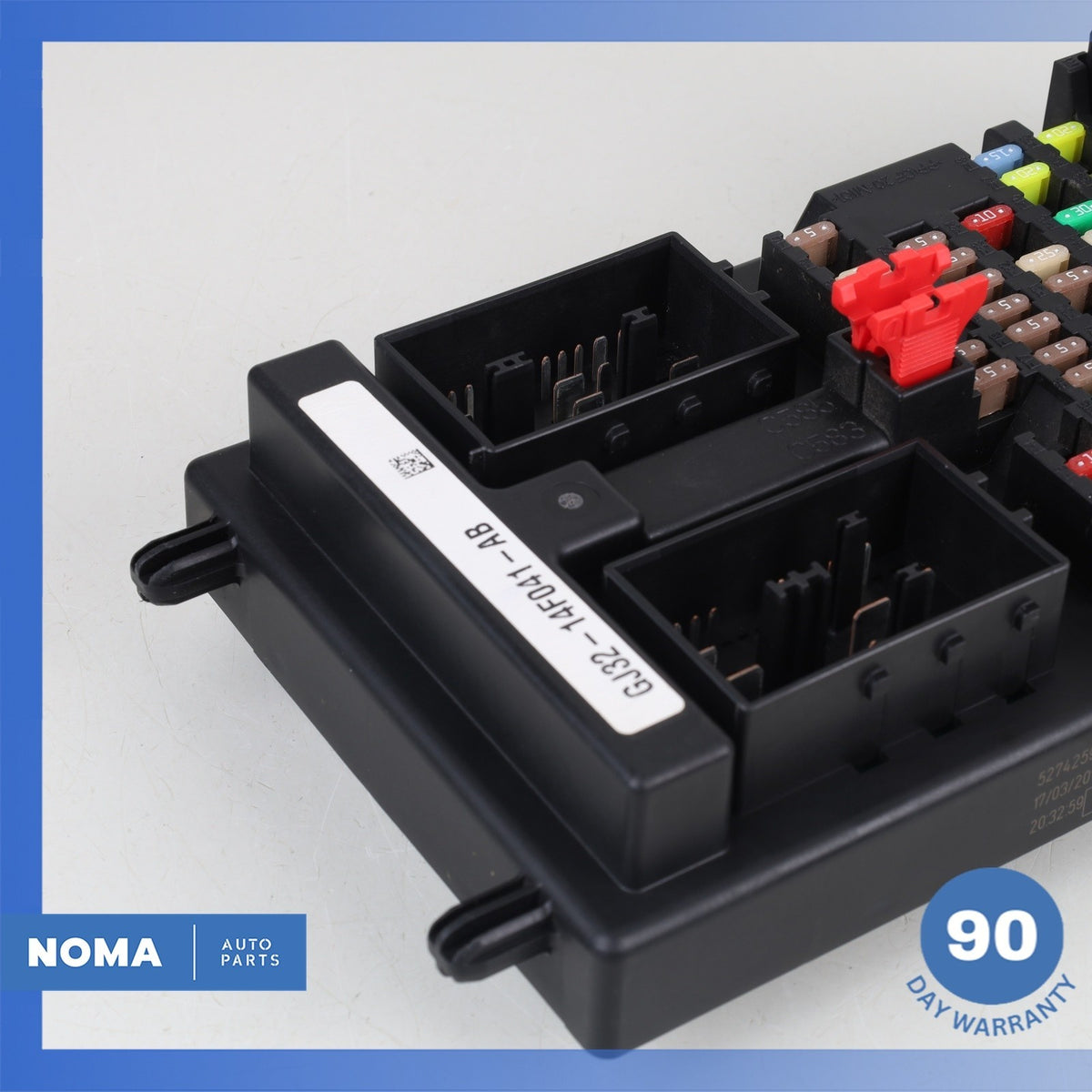 16-19 LR Range Rover Evoque L538 Body Control Module Fuse Relay Box OEM - photo 5