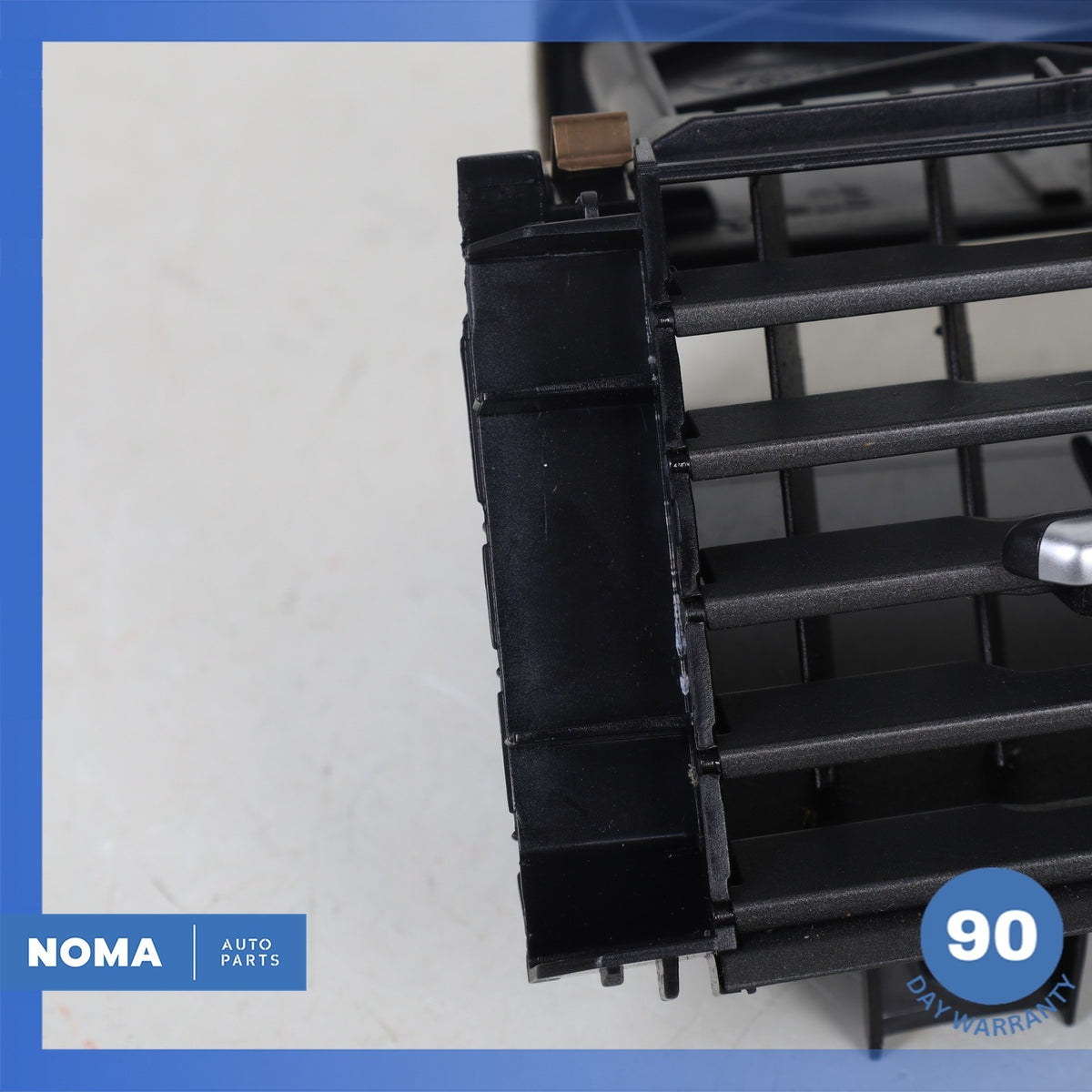 12-19 LR Range Rover Evoque L538 Front Right Dash Dashboard AC А/C Air Vent OEM - photo 4