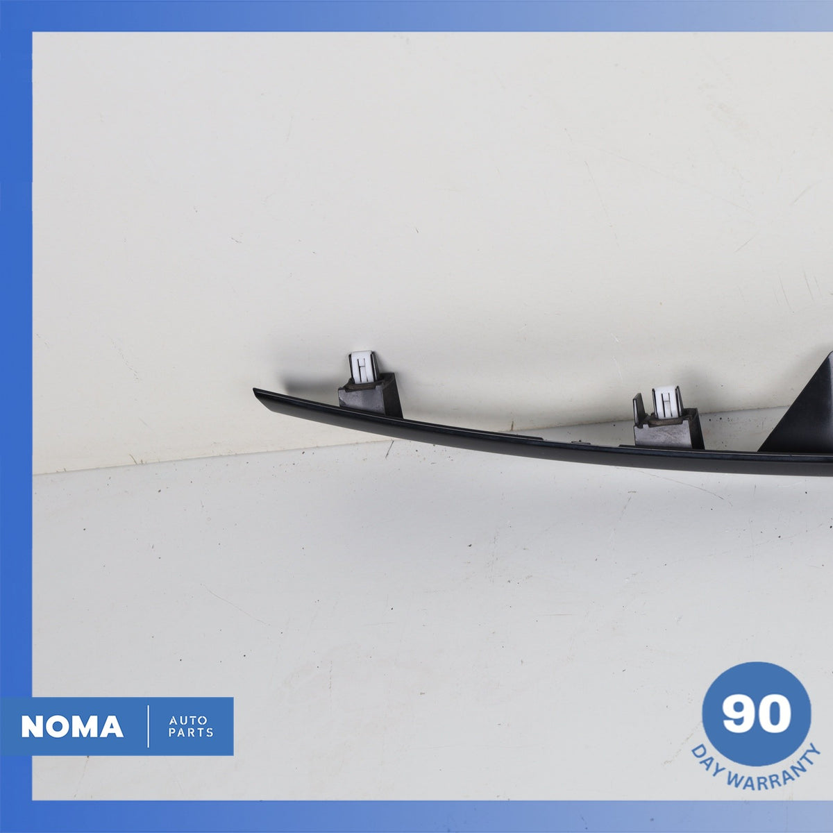 14-22 Range Rover Sport L494 Trunk Bezel License Plate Molding DK6240406DA OEM - photo 16