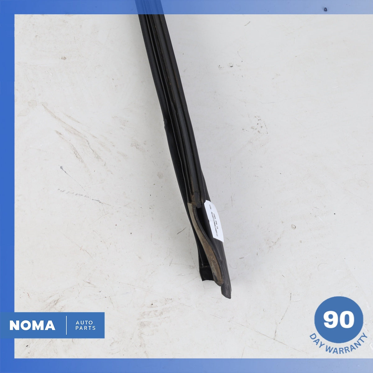 03-08 BMW Z4 E85 E86 Front Windshield Window Frame Weatherstrip Rubber Seal OEM - photo 2