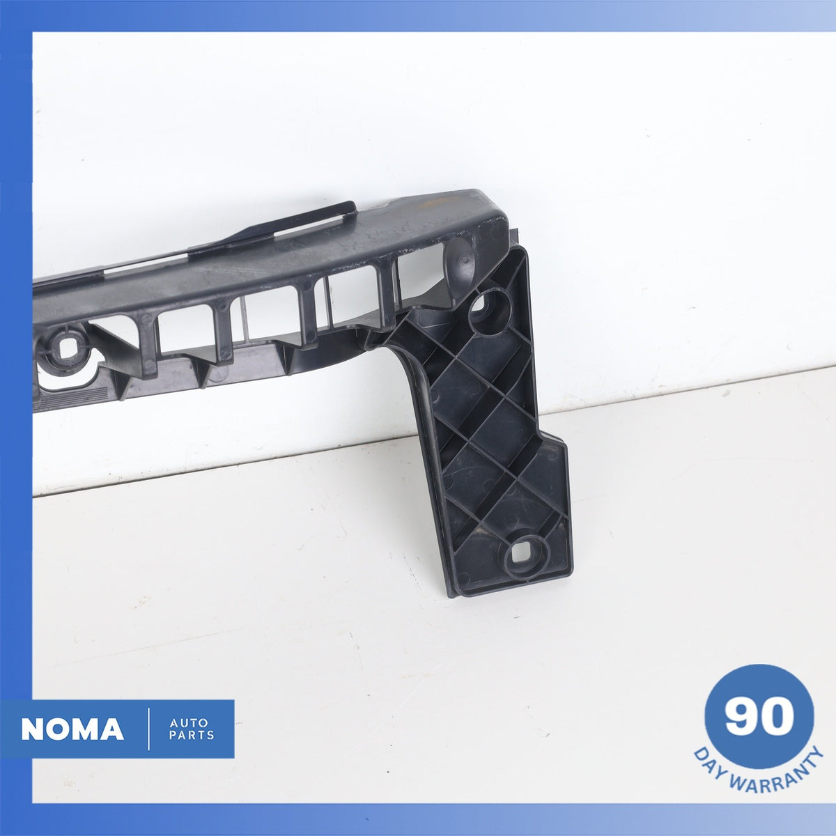 14-21 BMW i3 I01 Rear Bumper Center Support Bracket 51127296779 OEM - photo 2