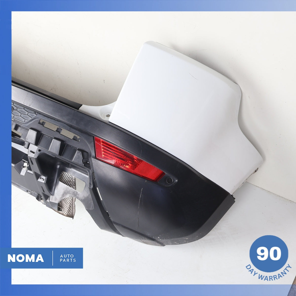 12-15 LR Range Rover Evoque L538 Rear Bumper Cover Panel Assembly White OEM - photo 6