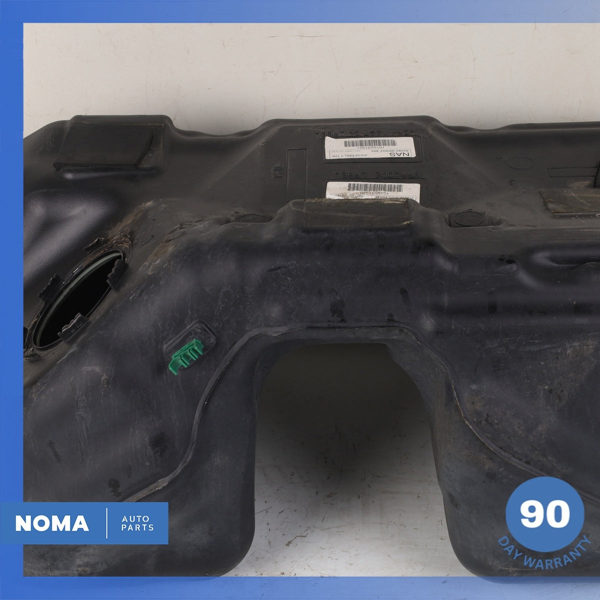 08-15 Land Rover L359 LR2 Fuel Gas Tank Reservoir Assembly LR003206 OEM - photo 11